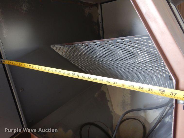 image for item KI9431 Zero Mfg. 200-4  sandblast cabinet