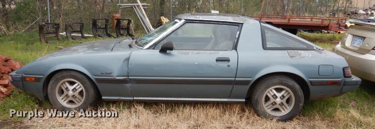 image for item KM9522 1984 Mazda RX-7