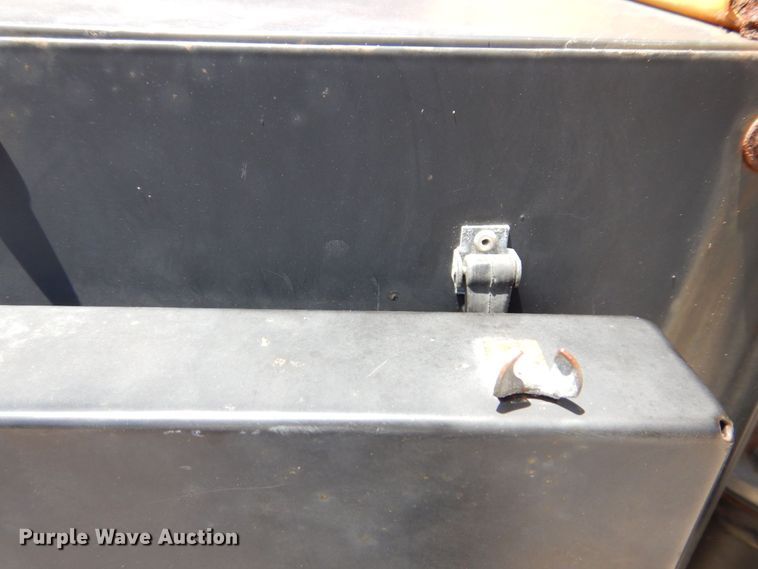 image for item KR9266 2005 Kaeser M57  air compressor