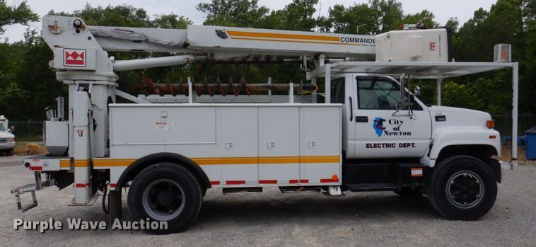 image for item KR9297 1998 Chevrolet C7500  digger derrick truck