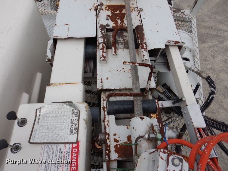 image for item KR9297 1998 Chevrolet C7500  digger derrick truck