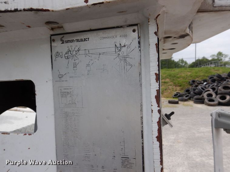 image for item KR9297 1998 Chevrolet C7500  digger derrick truck