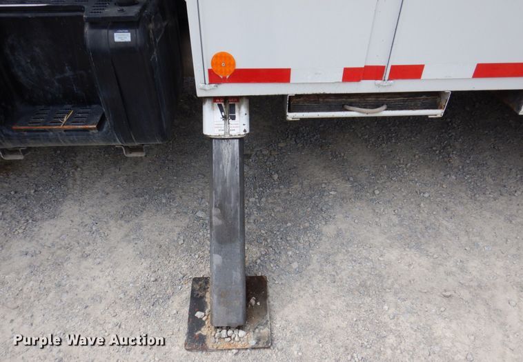 image for item KR9297 1998 Chevrolet C7500  digger derrick truck