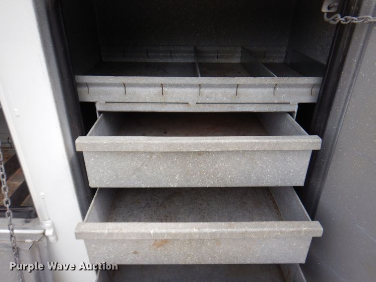 image for item KR9297 1998 Chevrolet C7500  digger derrick truck