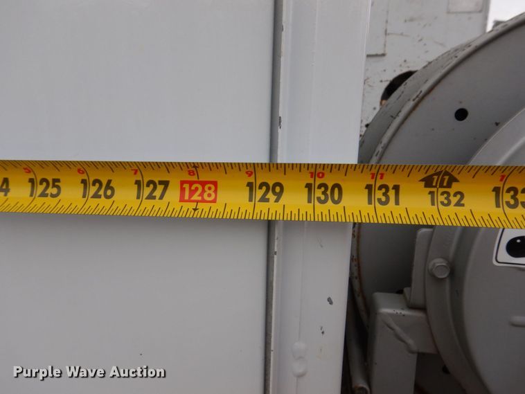 image for item KR9297 1998 Chevrolet C7500  digger derrick truck