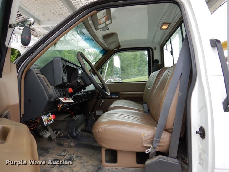 image for item KR9297 1998 Chevrolet C7500  digger derrick truck