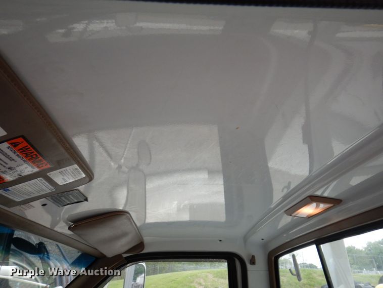 image for item KR9297 1998 Chevrolet C7500  digger derrick truck