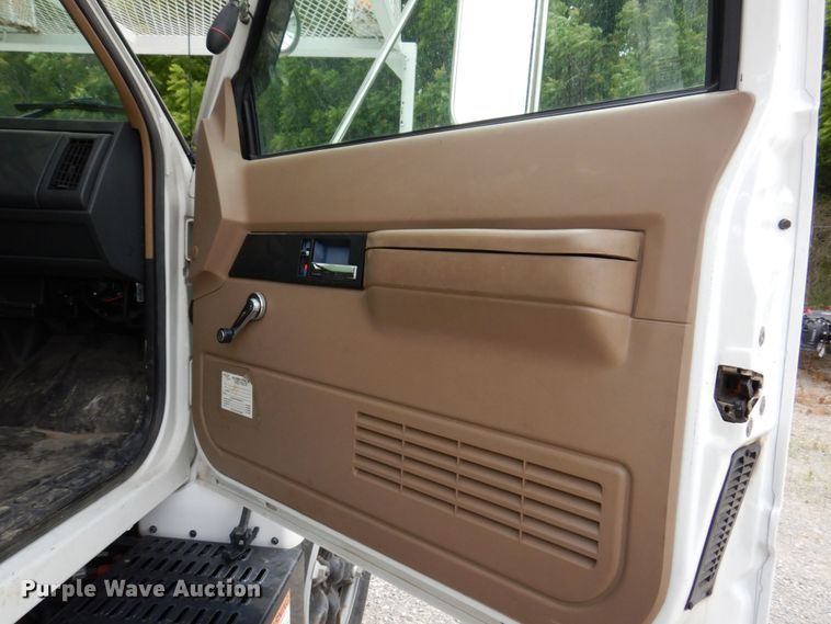 image for item KR9297 1998 Chevrolet C7500  digger derrick truck