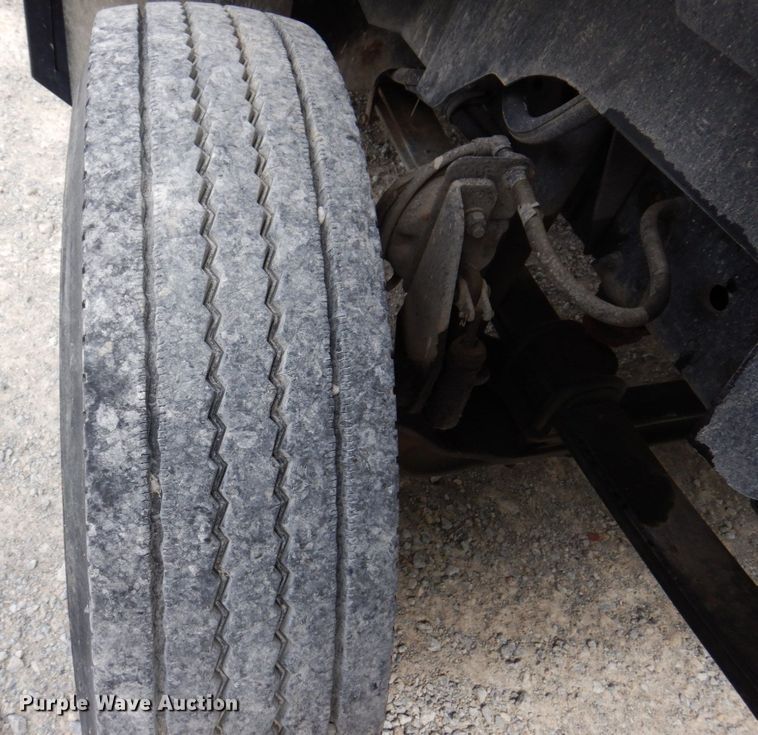 image for item KR9297 1998 Chevrolet C7500  digger derrick truck