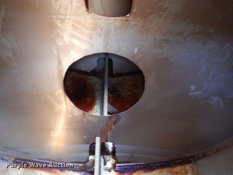 image for item KR9298 1995 International 8100  water truck