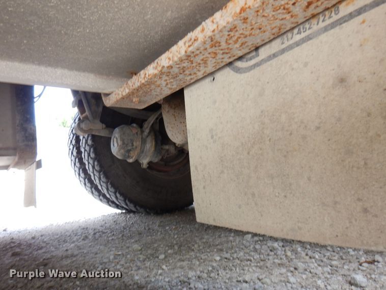 image for item KR9298 1995 International 8100  water truck