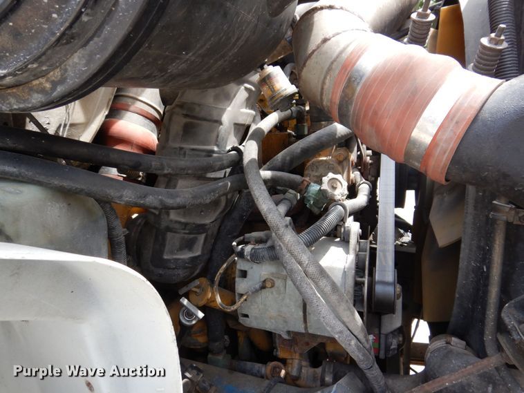 image for item KR9298 1995 International 8100  water truck