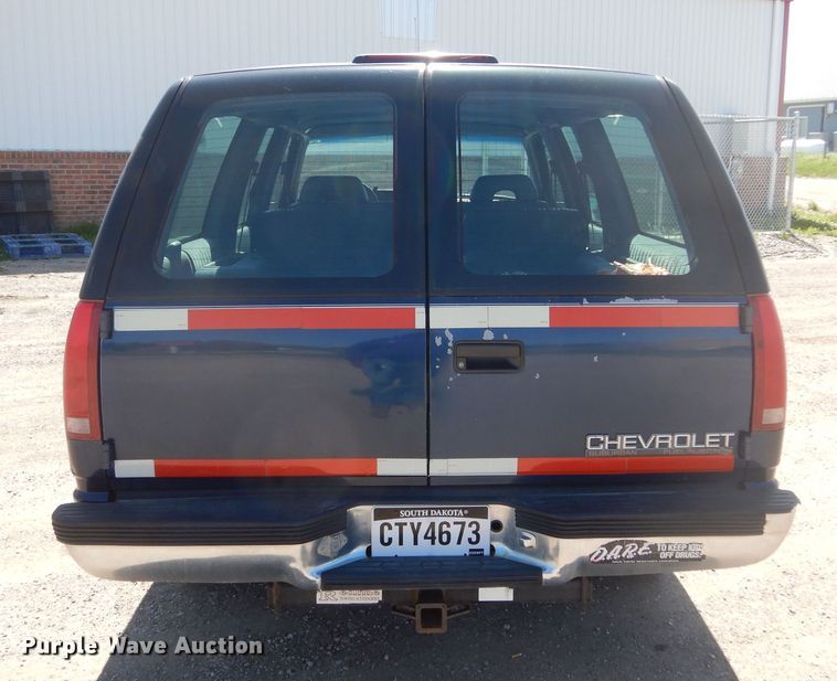 image for item KS9906 1994 Chevrolet Suburban K1500  SUV