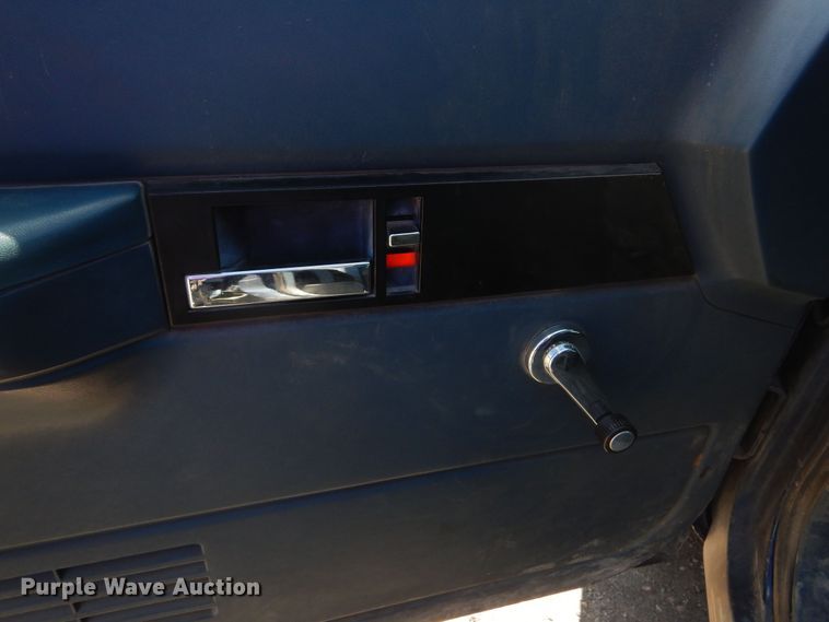 image for item KS9906 1994 Chevrolet Suburban K1500  SUV