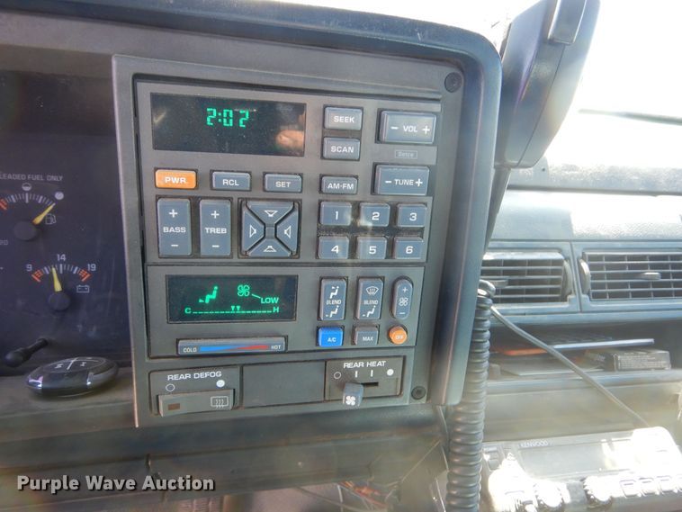 image for item KS9906 1994 Chevrolet Suburban K1500  SUV