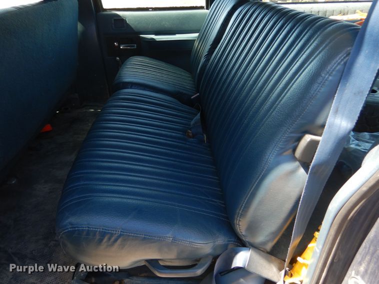 image for item KS9906 1994 Chevrolet Suburban K1500  SUV