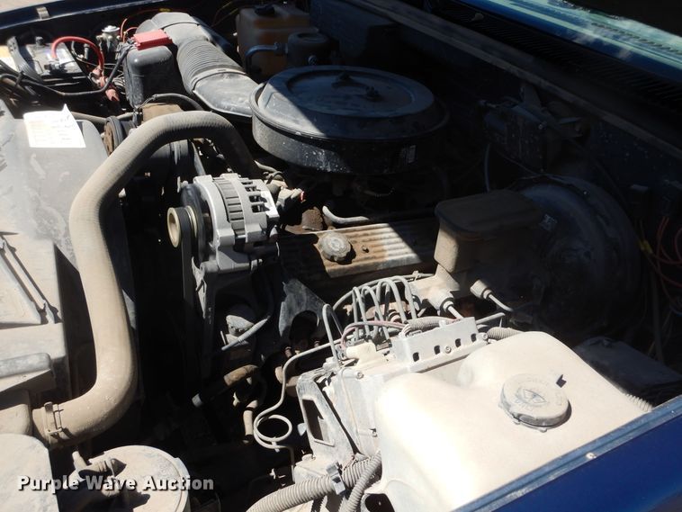 image for item KS9906 1994 Chevrolet Suburban K1500  SUV