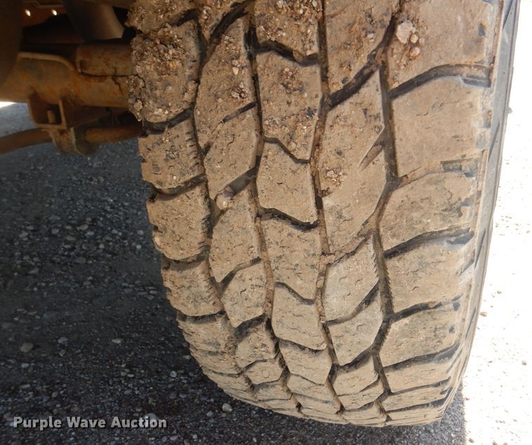 image for item KS9906 1994 Chevrolet Suburban K1500  SUV