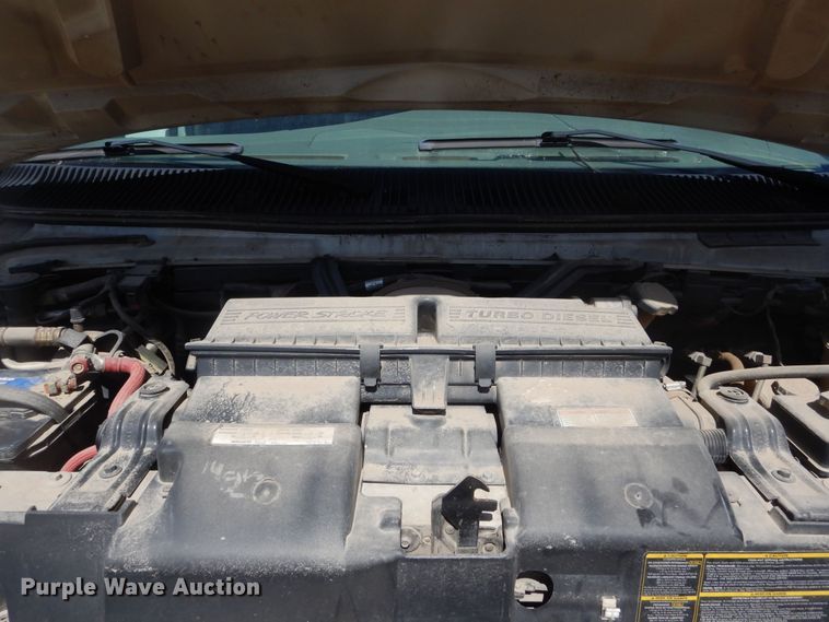 image for item KS9907 2001 Ford E450 Super Duty  ambulance