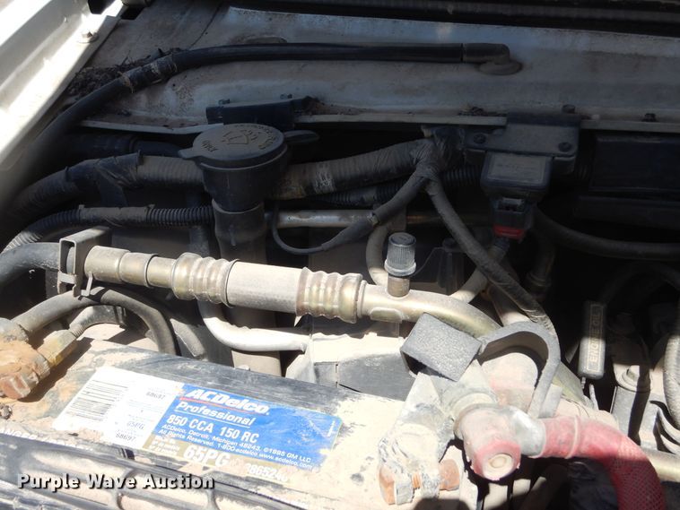 image for item KS9907 2001 Ford E450 Super Duty  ambulance