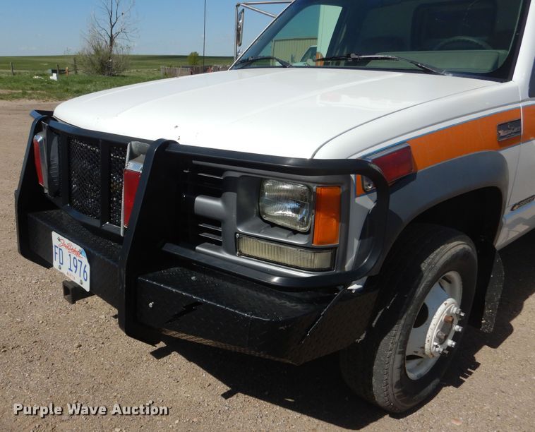 image for item KS9909 1994 Chevrolet K3500  ambulance