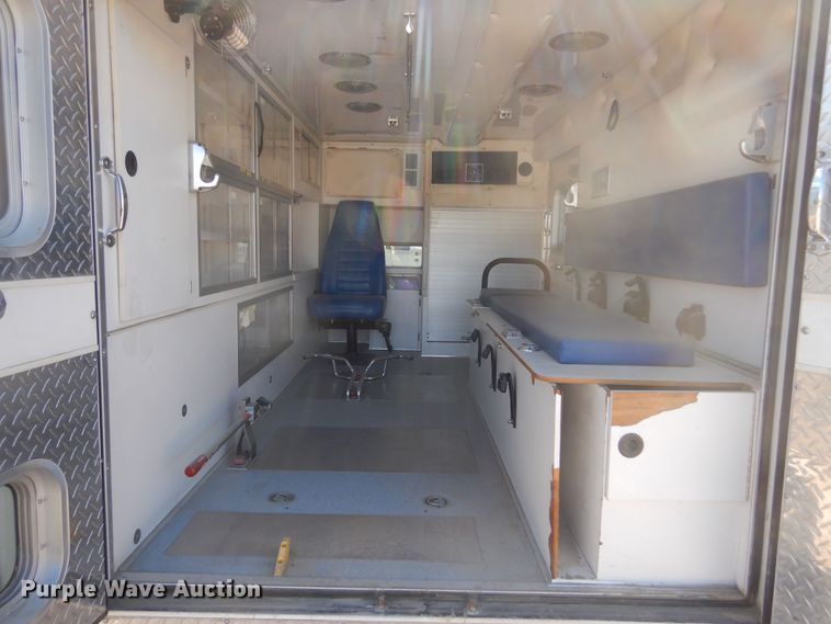 image for item KS9909 1994 Chevrolet K3500  ambulance