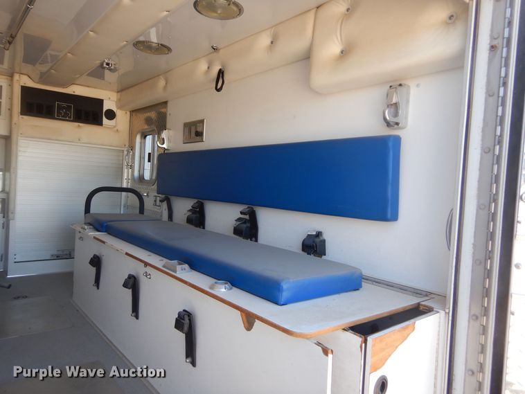 image for item KS9909 1994 Chevrolet K3500  ambulance