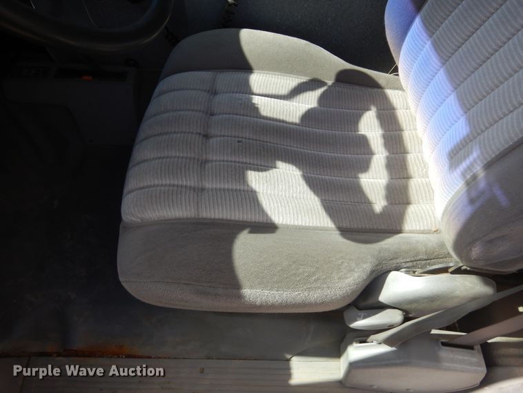 image for item KS9909 1994 Chevrolet K3500  ambulance