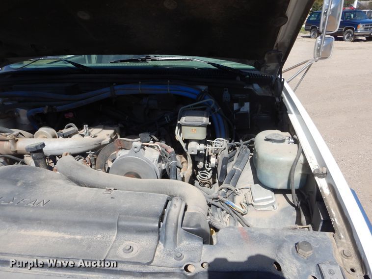 image for item KS9909 1994 Chevrolet K3500  ambulance