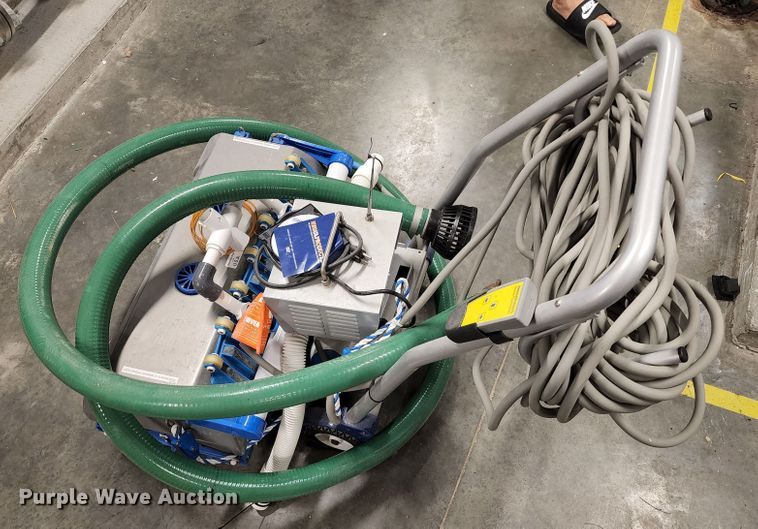 image for item KT9873 Aqua Products Ultramax  pool vacuum