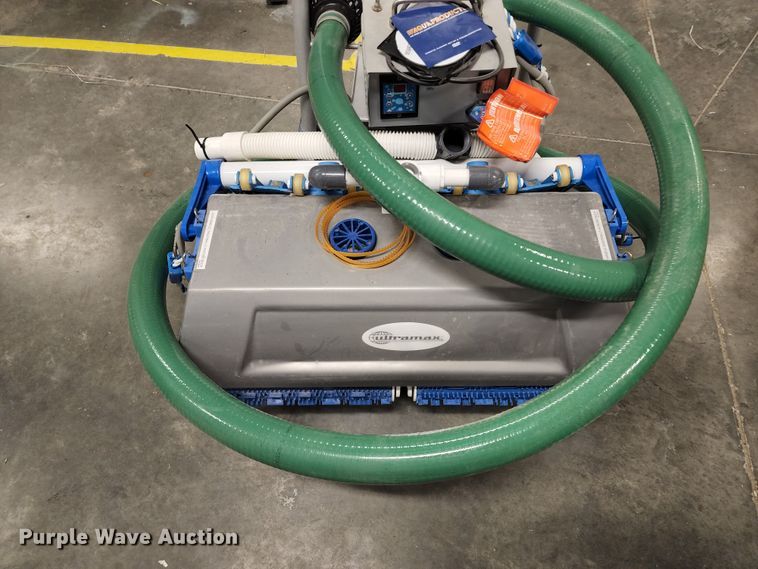 image for item KT9873 Aqua Products Ultramax  pool vacuum