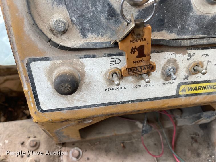 image for item LF9006 1990 Fiat-Allis FG75A  motor grader