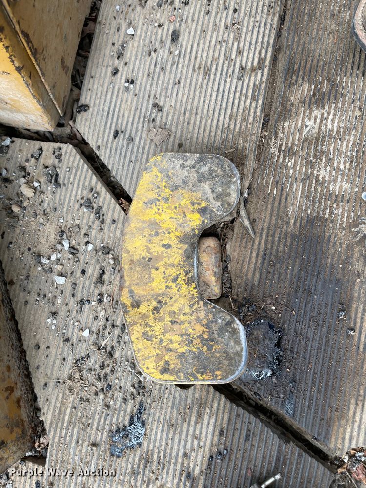 image for item LF9006 1990 Fiat-Allis FG75A  motor grader