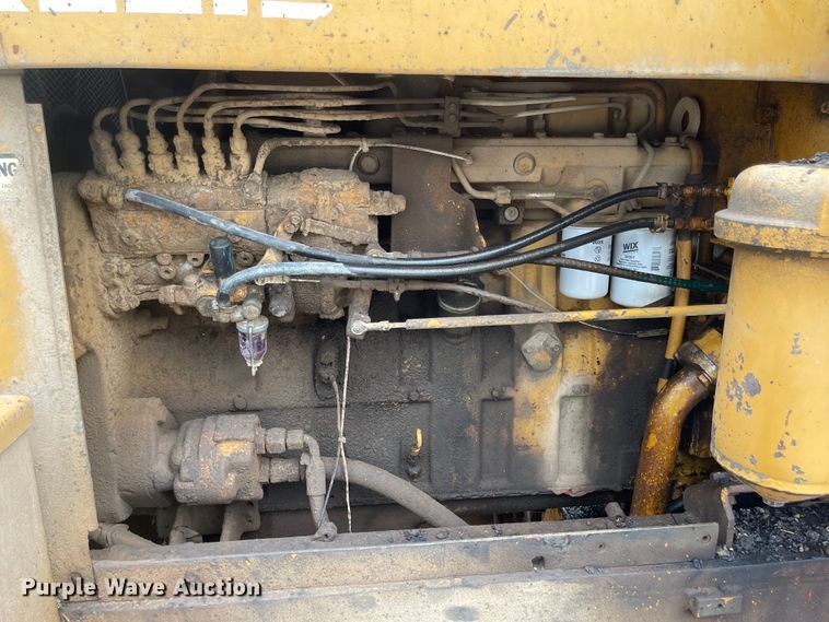 image for item LF9006 1990 Fiat-Allis FG75A  motor grader