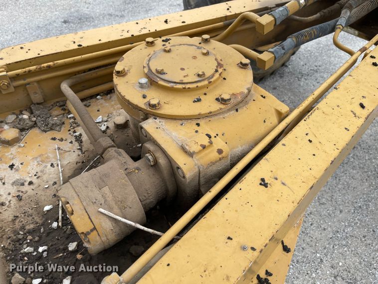 image for item LF9006 1990 Fiat-Allis FG75A  motor grader