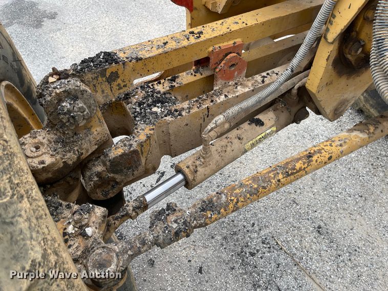 image for item LF9006 1990 Fiat-Allis FG75A  motor grader