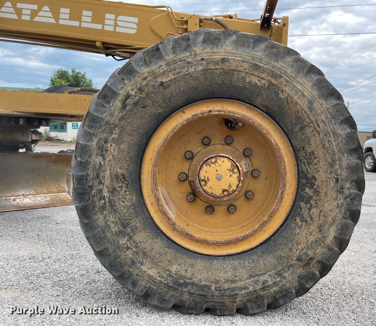 image for item LF9006 1990 Fiat-Allis FG75A  motor grader