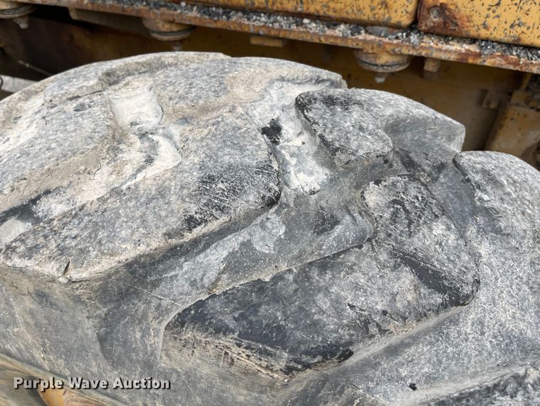 image for item LF9006 1990 Fiat-Allis FG75A  motor grader