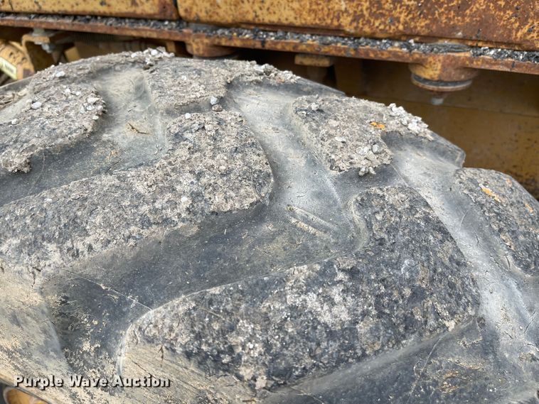 image for item LF9006 1990 Fiat-Allis FG75A  motor grader