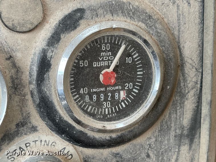 image for item LF9006 1990 Fiat-Allis FG75A  motor grader