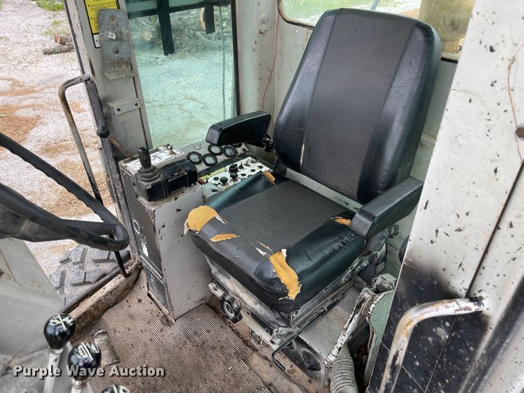 image for item LF9007 1995 Fiat-Allis FG85A Series B  motor grader