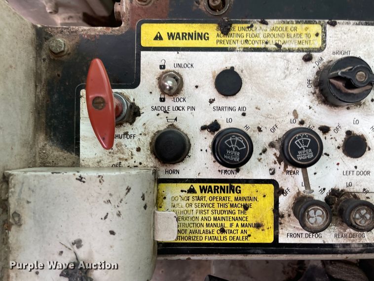 image for item LF9007 1995 Fiat-Allis FG85A Series B  motor grader