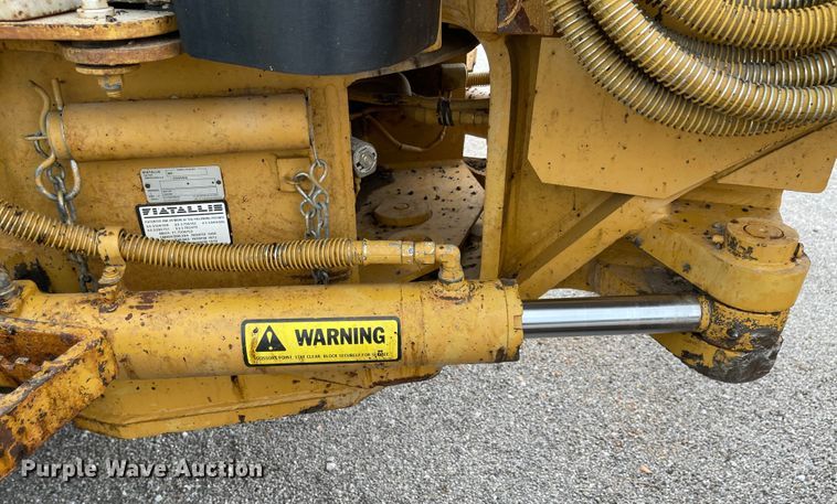 image for item LF9007 1995 Fiat-Allis FG85A Series B  motor grader