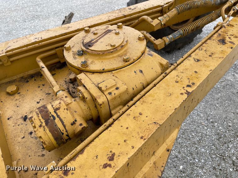 image for item LF9007 1995 Fiat-Allis FG85A Series B  motor grader