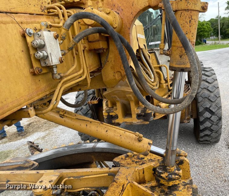 image for item LF9007 1995 Fiat-Allis FG85A Series B  motor grader