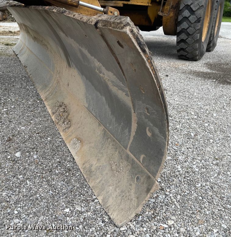 image for item LF9007 1995 Fiat-Allis FG85A Series B  motor grader