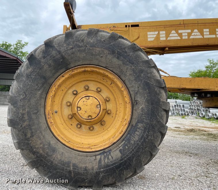 image for item LF9007 1995 Fiat-Allis FG85A Series B  motor grader