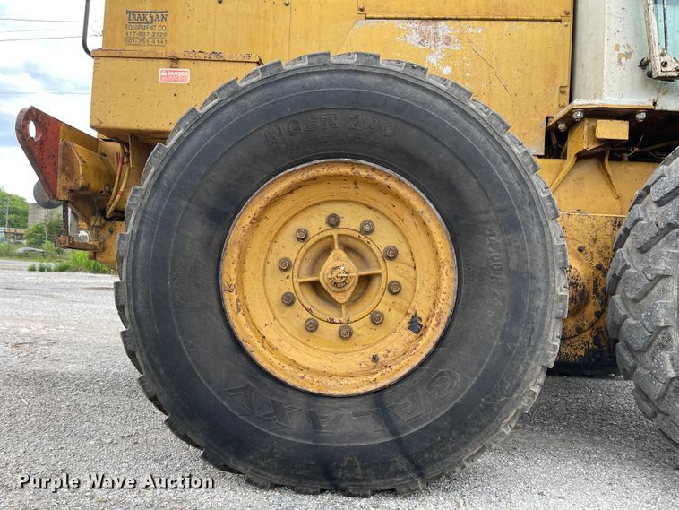 image for item LF9007 1995 Fiat-Allis FG85A Series B  motor grader