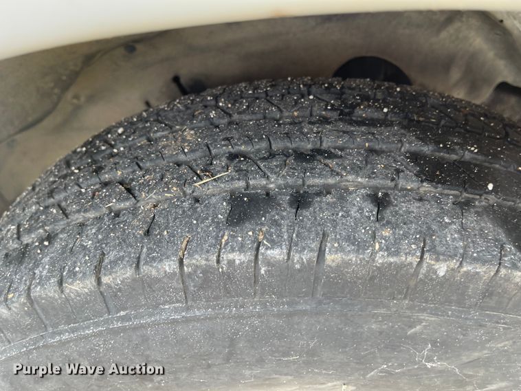 image for item LF9008 2000 Chevrolet Express 3500  ambulance