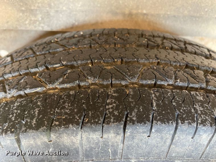 image for item LF9008 2000 Chevrolet Express 3500  ambulance